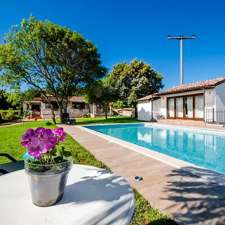 Villa Antica